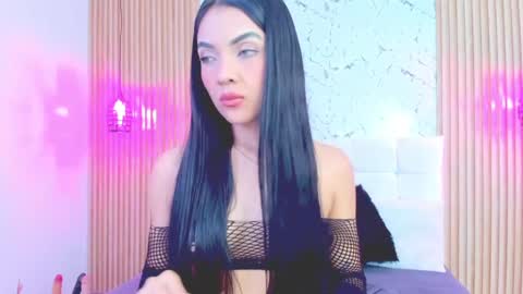 Snapshot of gabrielam_ms chatting on 01/16/25, 04:17 Gabriela Evans MS online show from 01/16/25, 04:17