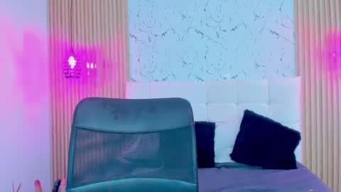 Snapshot of gabrielam_ms chatting on 02/12/25, 04:23 Gabriela Evans MS online show from 02/12/25, 04:23