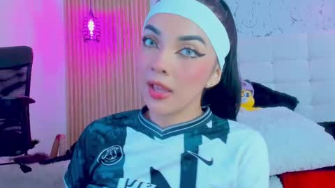 Snapshot of gabrielam_ms chatting on 03/09/25, 04:27 Gabriela Evans MS online show from 03/09/25, 04:27