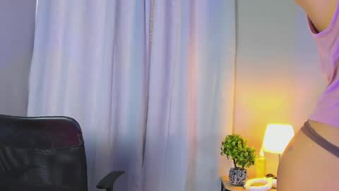 Gabriela Evans MS online show from 05/25/26, 04:24