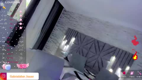 Gabriela online show from 09/20/25, 04:08