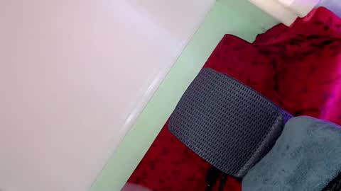 Snapshot of gabrielawantsyou chatting on 09/18/25, 03:30 GABBY online show from 09/18/25, 03:30