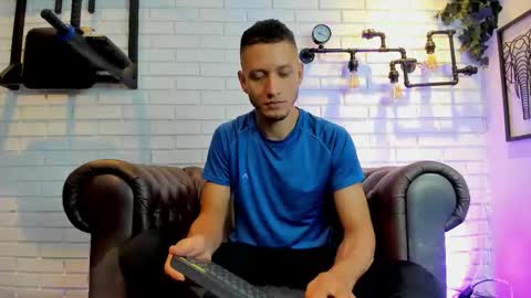gabrieldraven online show from 09/23/25, 08:12