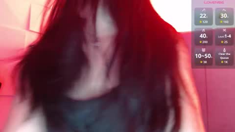 Snapshot of gabriella27_ chatting on 11/19/25, 01:33 gabriella online show from 11/19/25, 01:33