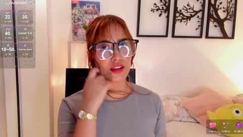 Snapshot of gabriella__tom chatting on 01/05/25, 05:41 Gabriella online show from 01/05/25, 05:41