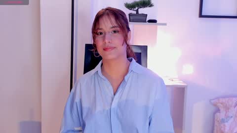 Snapshot of gabriella__tom chatting on 01/13/25, 11:49 Gabriella online show from 01/13/25, 11:49