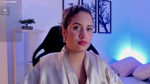 Snapshot of gabriella__tom chatting on 02/27/25, 01:16 Gabriella online show from 02/27/25, 01:16