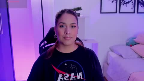 Snapshot of gabriella__tom chatting on 03/08/25, 09:51 Gabriella online show from 03/08/25, 09:51