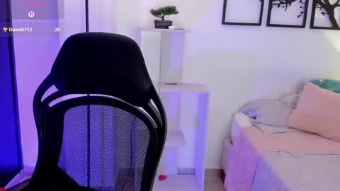 Snapshot of gabriella__tom chatting on 03/10/25, 09:29 Gabriella online show from 03/10/25, 09:29