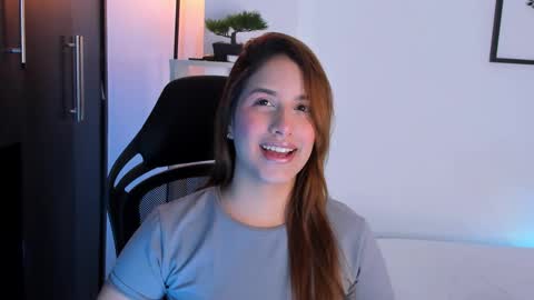 Snapshot of gabriella__tom chatting on 09/14/25, 10:42 Gabriella online show from 09/14/25, 10:42