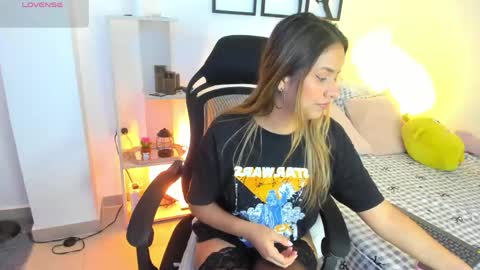 Snapshot of gabriella__tom chatting on 04/21/26, 10:12 Gabriella online show from 04/21/26, 10:12