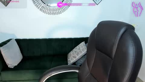 gabriella_evans_ online show from 02/16/26, 01:46