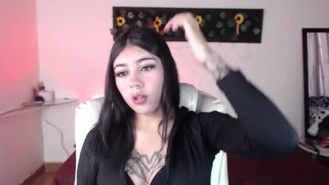 gabriella_live_ online show from 09/25/25, 07:39