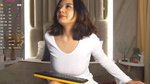Gabriella online show from 05/02/26, 07:02