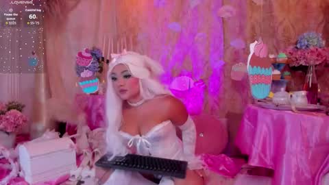 Snapshot of gabriellalee_ chatting on 10/30/25, 06:48 Gabriella Lee online show from 10/30/25, 06:48