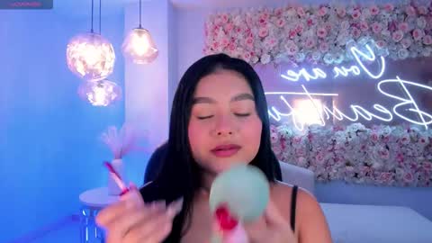 Snapshot of gabriellalee_ chatting on 11/20/25, 02:34 Gabriella Lee online show from 11/20/25, 02:34