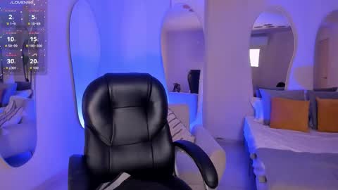 Snapshot of gabriellalee_ chatting on 11/26/25, 03:07 Gabriella Lee online show from 11/26/25, 03:07