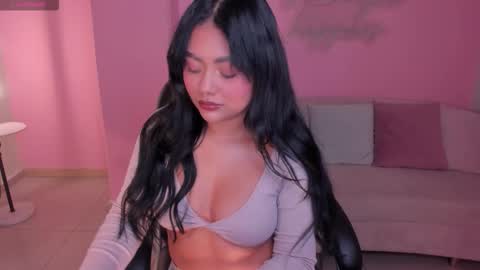 Snapshot of gabriellalee_ chatting on 12/03/25, 02:52 Gabriella Lee online show from 12/03/25, 02:52