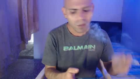 Snapshot of gabrielle_ramirez chatting on 01/11/25, 09:04 Gabriel online show from 01/11/25, 09:04