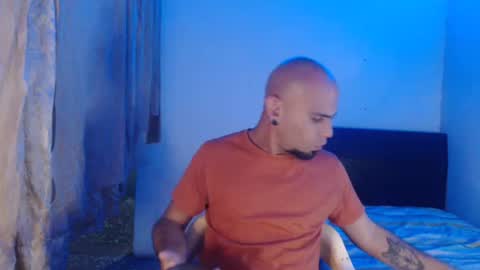 Snapshot of gabrielle_ramirez chatting on 02/27/25, 10:53 Gabriel online show from 02/27/25, 10:53