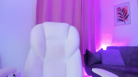 gaby online show from 04/15/26, 07:21