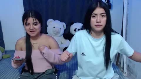 Snapshot of gaby_foz chatting on 02/12/25, 04:01 Gabriela online show from 02/12/25, 04:01