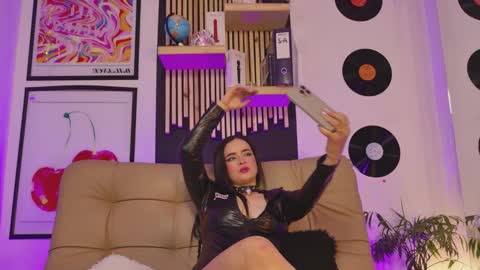 Snapshot of gaby_mason chatting on 02/03/26, 01:27 Gaby online show from 02/03/26, 01:27