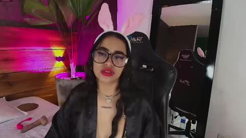 Snapshot of gaby_montiel chatting on 09/13/25, 05:07 online show from 09/13/25, 05:07