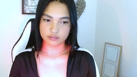 Snapshot of gaby_saikozz chatting on 09/13/25, 12:32 My name is Gabriela.. nice to meet you thumbs up please its very important to me online show from 09/13/25, 12:32