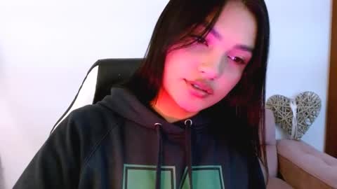 Snapshot of gaby_saikozz chatting on 10/19/25, 01:17 My name is Gabriela.. nice to meet you thumbs up please its very important to me online show from 10/19/25, 01:17