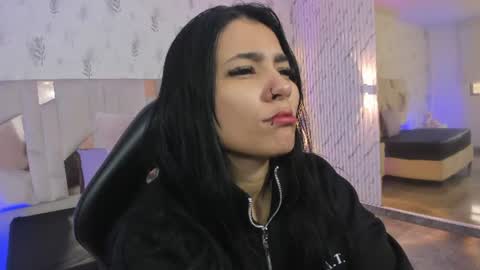 Snapshot of gaby_tay1 chatting on 06/14/26, 12:18 Gaby online show from 06/14/26, 12:18