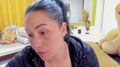 Snapshot of gaby_trent chatting on 12/19/24, 06:01 gabriela online show from 12/19/24, 06:01