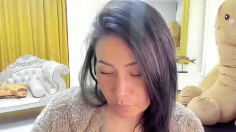 Snapshot of gaby_trent chatting on 01/03/25, 06:14 gabriela online show from 01/03/25, 06:14