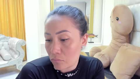 Snapshot of gaby_trent chatting on 01/04/25, 06:09 gabriela online show from 01/04/25, 06:09