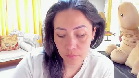 Snapshot of gaby_trent chatting on 01/22/25, 02:35 gabriela online show from 01/22/25, 02:35