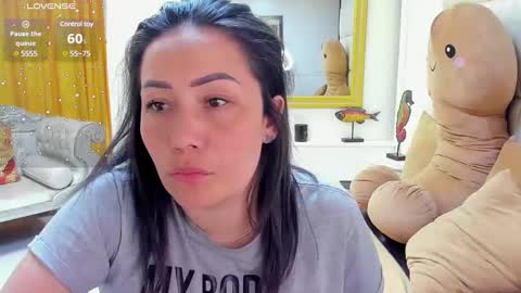 Snapshot of gaby_trent chatting on 01/28/25, 02:10 gabriela online show from 01/28/25, 02:10