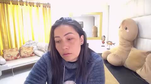 Snapshot of gaby_trent chatting on 02/10/25, 01:55 gabriela online show from 02/10/25, 01:55