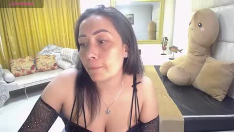 Snapshot of gaby_trent chatting on 02/10/25, 08:00 gabriela online show from 02/10/25, 08:00