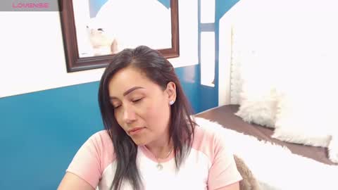 Snapshot of gaby_trent chatting on 02/15/25, 09:26 gabriela online show from 02/15/25, 09:26