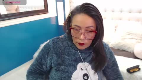 Snapshot of gaby_trent chatting on 02/24/25, 03:42 gabriela online show from 02/24/25, 03:42