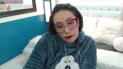 Snapshot of gaby_trent chatting on 02/24/25, 06:47 gabriela online show from 02/24/25, 06:47