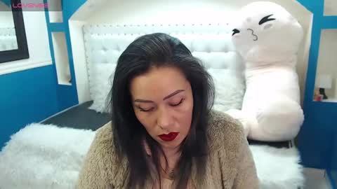 Snapshot of gaby_trent chatting on 02/26/25, 03:19 gabriela online show from 02/26/25, 03:19