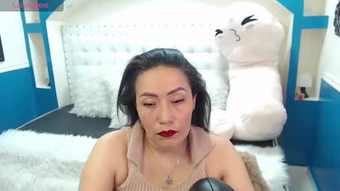 Snapshot of gaby_trent chatting on 02/26/25, 06:21 gabriela online show from 02/26/25, 06:21