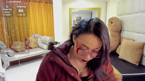 Snapshot of gaby_trent chatting on 02/27/25, 06:53 gabriela online show from 02/27/25, 06:53