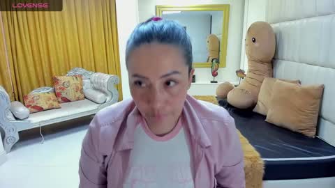 Snapshot of gaby_trent chatting on 03/05/25, 06:56 gabriela online show from 03/05/25, 06:56