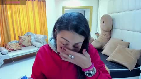 Snapshot of gaby_trent chatting on 03/10/25, 01:10 gabriela online show from 03/10/25, 01:10