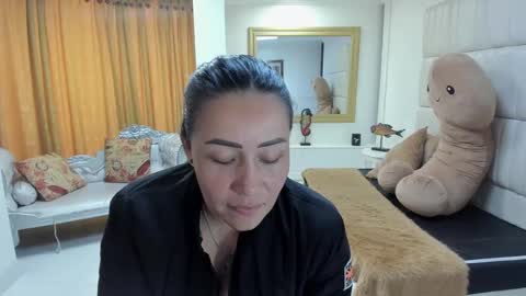 Snapshot of gaby_trent chatting on 09/10/25, 03:23 gabriela online show from 09/10/25, 03:23