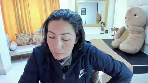 Snapshot of gaby_trent chatting on 09/17/25, 01:24 gabriela online show from 09/17/25, 01:24