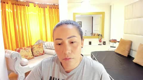 Snapshot of gaby_trent chatting on 09/25/25, 02:10 gabriela online show from 09/25/25, 02:10