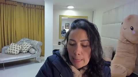 Snapshot of gaby_trent chatting on 12/03/25, 10:24 gabriela online show from 12/03/25, 10:24